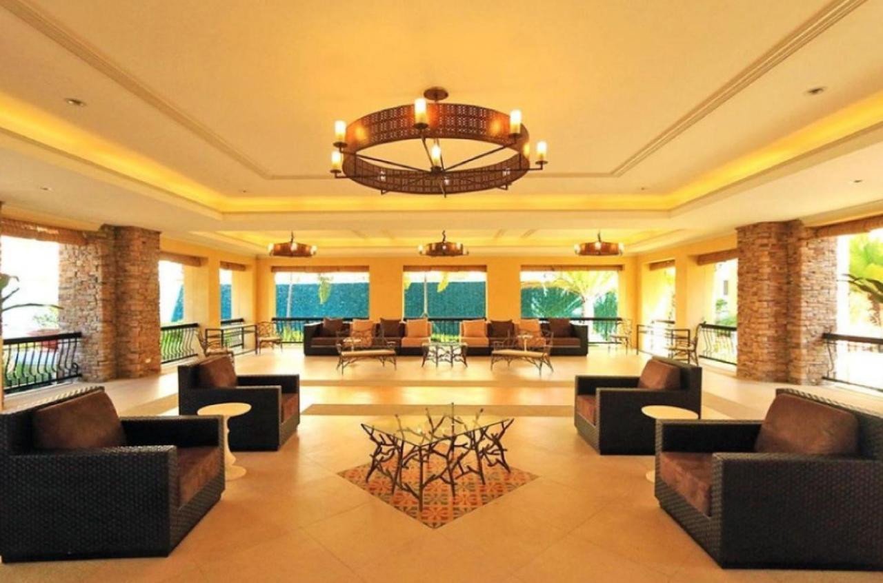 Kara'S Condotels Cebu Exteriör bild